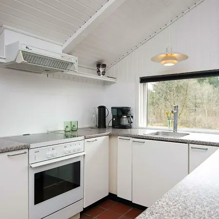 Three-bedroom Holiday In Norre Nebel 1 Hébergement de vacances Lønne Hede